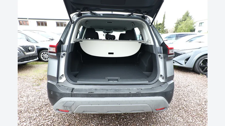 NISSAN X-Trail -