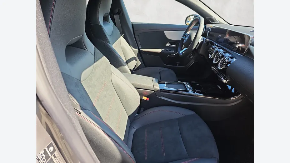 MERCEDES-BENZ CLA CLA 200 mHEV AMG Line 7G-DCT Nowy