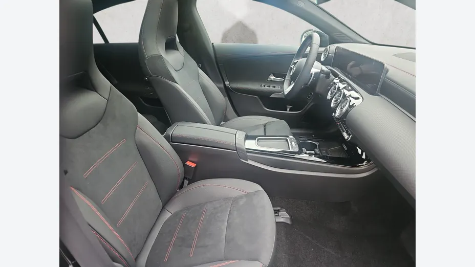 MERCEDES-BENZ CLA CLA 200 mHEV AMG Line 7G-DCT Nowy