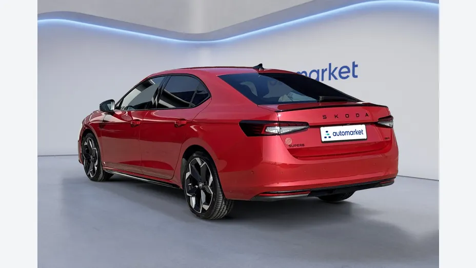 SKODA Superb Superb 2.0 TDI SCR 4x4 Sportline DSG
