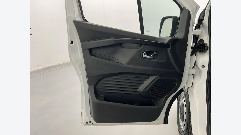 RENAULT Trafic -