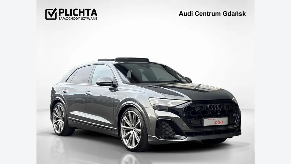 AUDI Q8 -