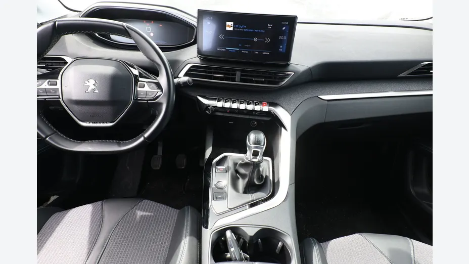 PEUGEOT 3008 -