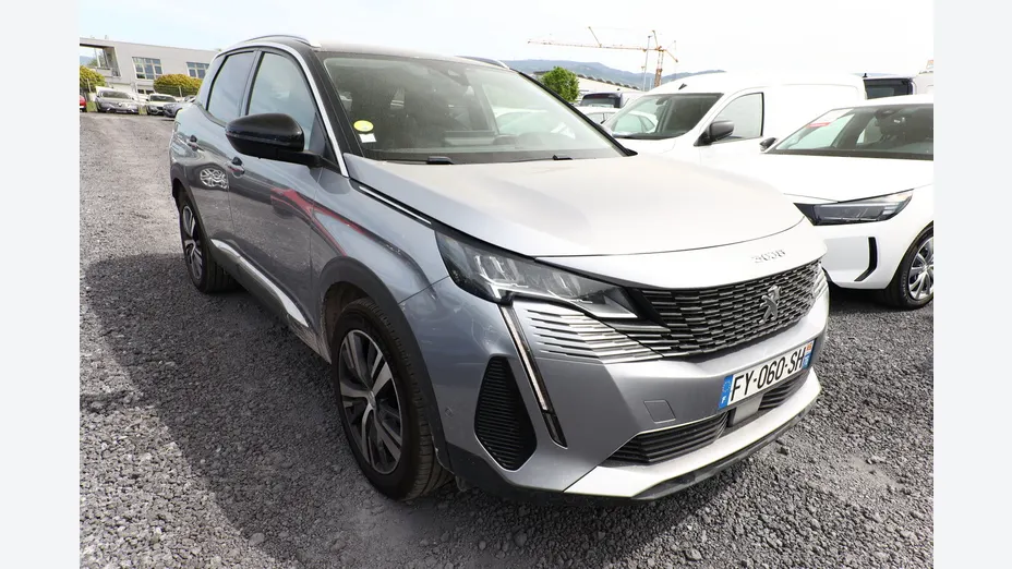 PEUGEOT 3008 -