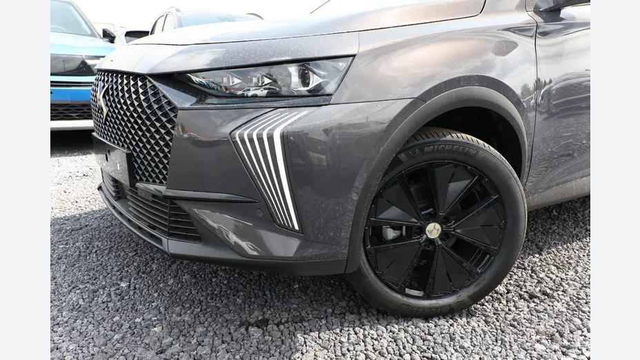 DS DS7 -