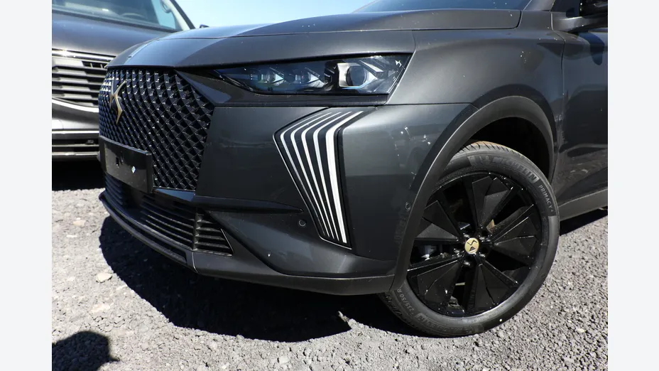 DS DS7 -