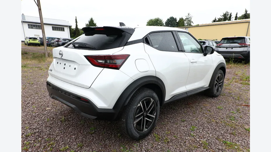 NISSAN Juke -
