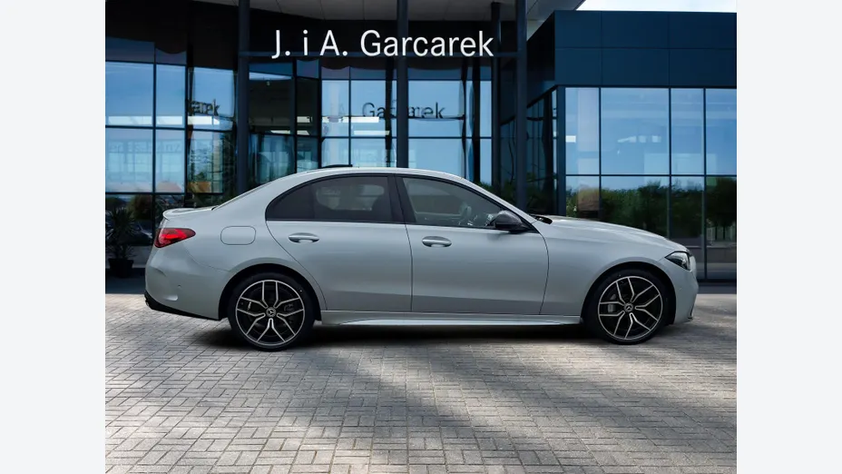 MERCEDES-BENZ C Klasa C 200 mHEV 4-Matic AMG