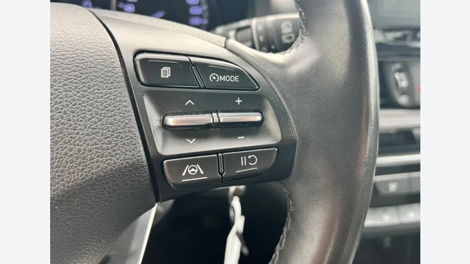 HYUNDAI i30 i30 1.0 T-GDI Modern