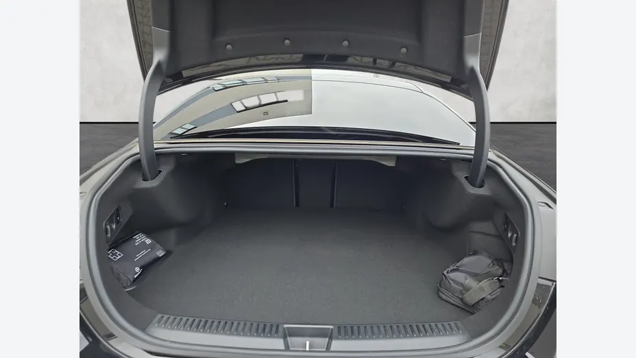 MERCEDES-BENZ E Klasa E 300 e PHEV 4-Matic AMG 9G-Tronic Nowy