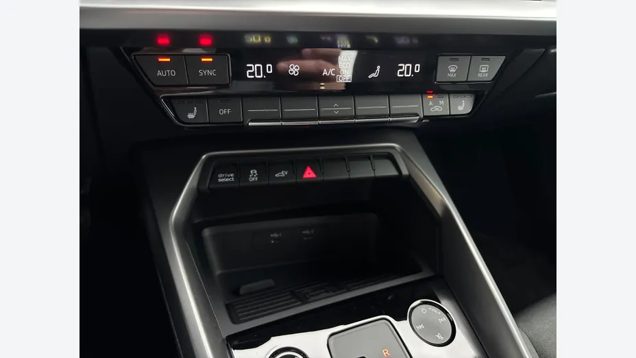 AUDI A3 Sportback -