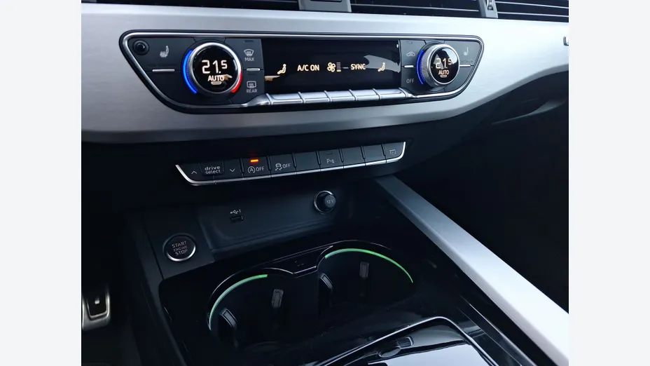 AUDI A4 Avant -