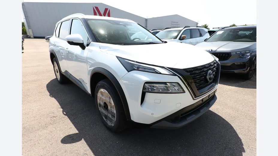 NISSAN X-Trail -