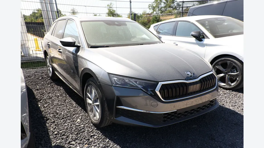 SKODA Octavia -