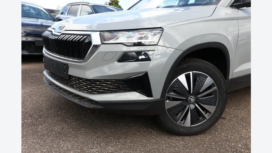 SKODA Karoq -