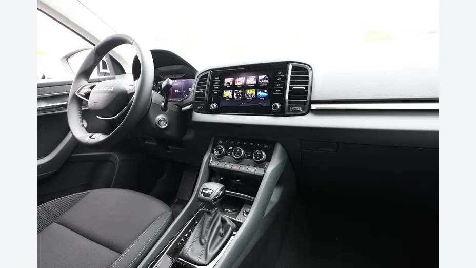 SKODA Karoq -