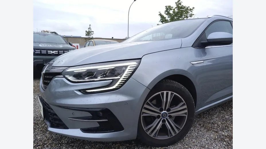 RENAULT Megane -