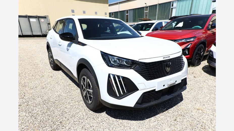 PEUGEOT 2008 -