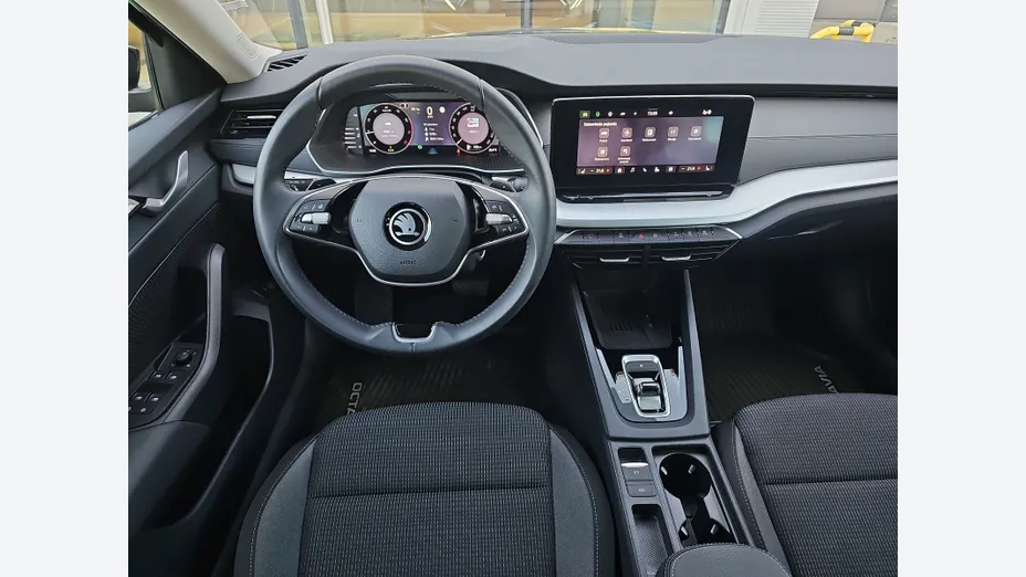 SKODA Octavia -