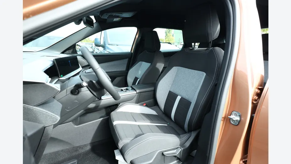 OPEL Grandland X -