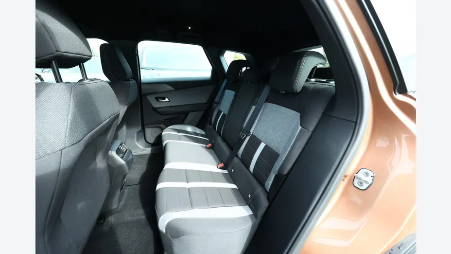 OPEL Grandland X -