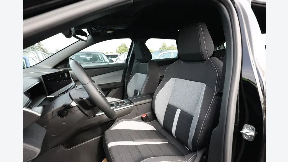 OPEL Grandland X -