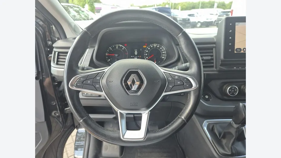 RENAULT Trafic -