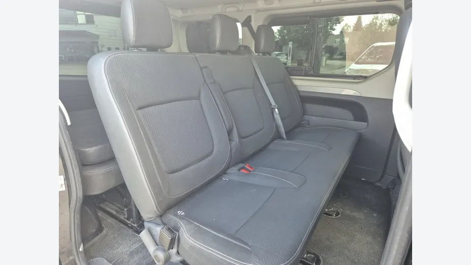 RENAULT Trafic -