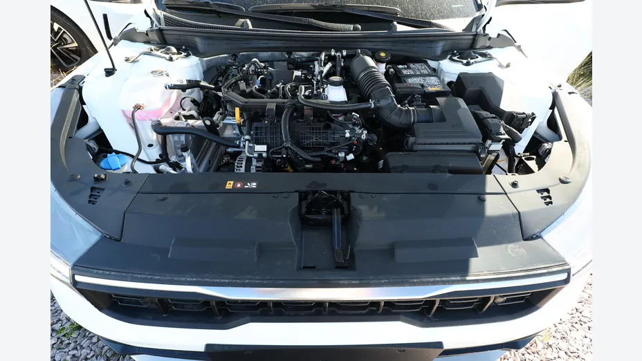 KIA K4 -