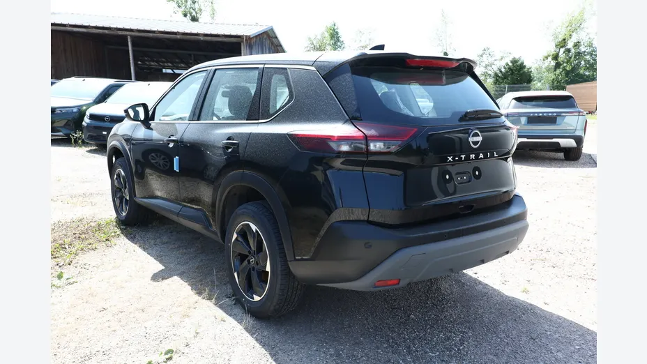 NISSAN X-Trail -