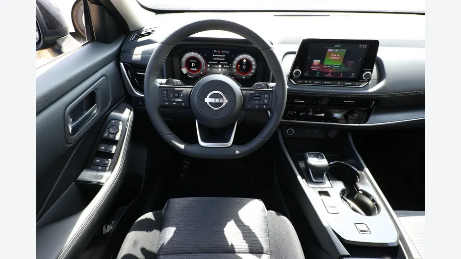 NISSAN X-Trail -