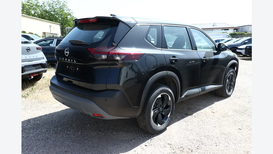 NISSAN X-Trail -