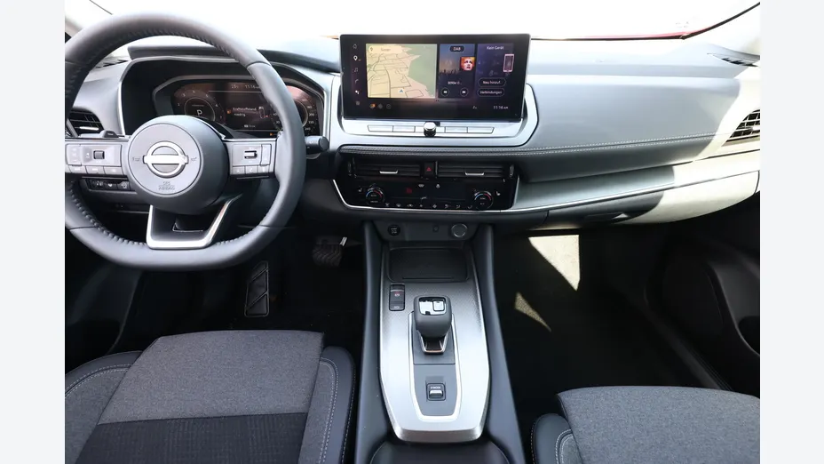 NISSAN Qashqai -