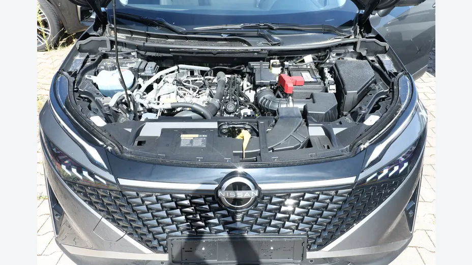 NISSAN Qashqai -