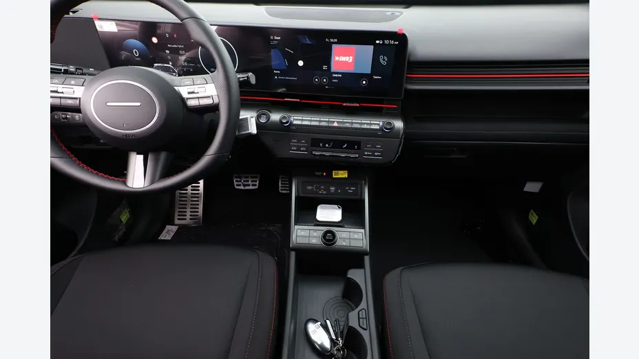 HYUNDAI Kona -