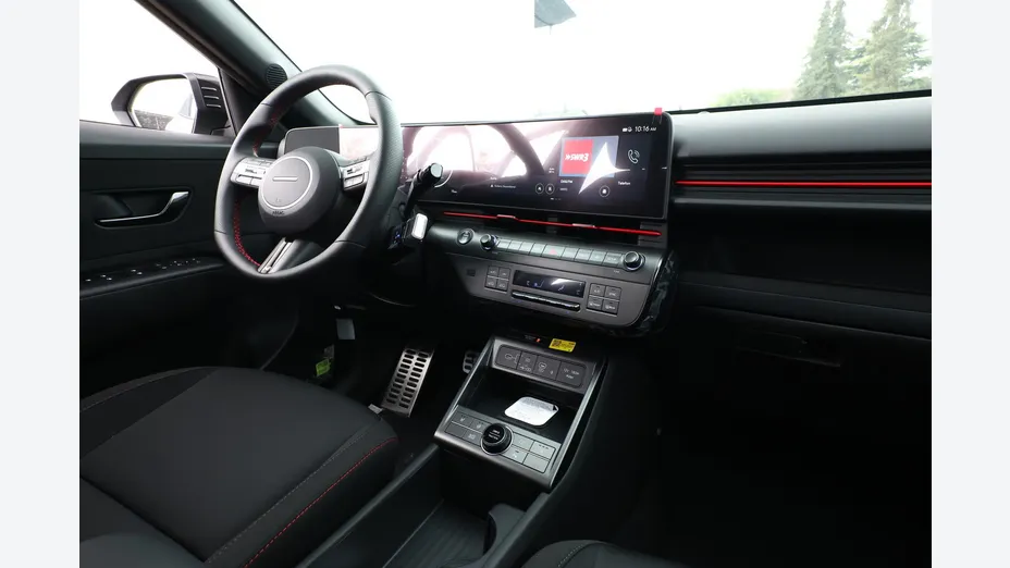 HYUNDAI Kona -