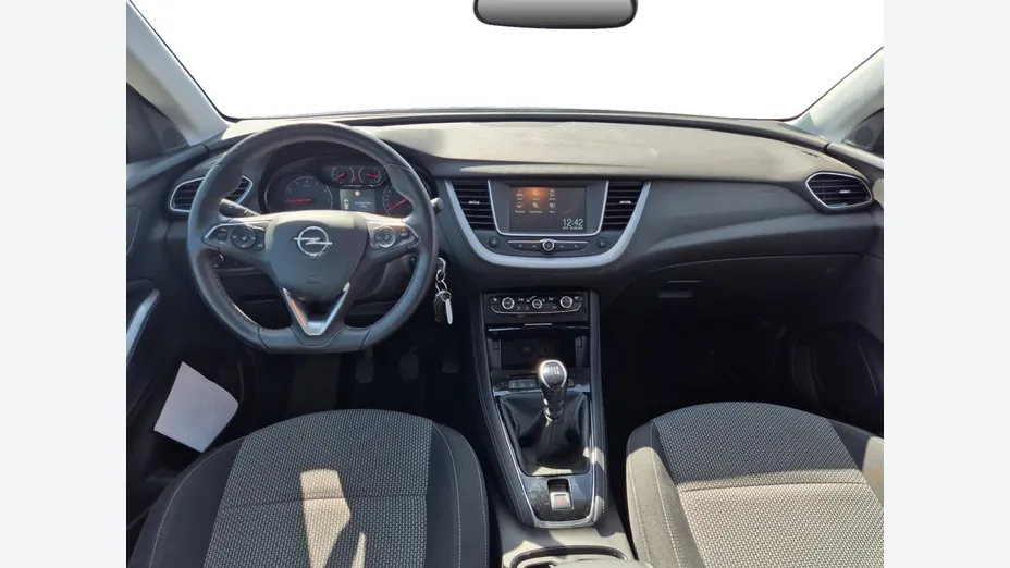 OPEL Grandland X -