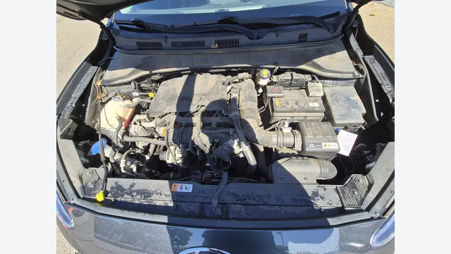 HYUNDAI Kona -