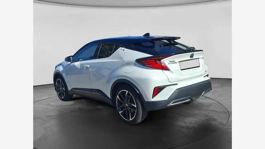 TOYOTA C-HR -