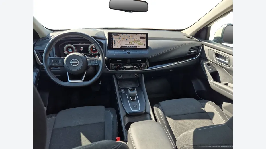 NISSAN Qashqai -