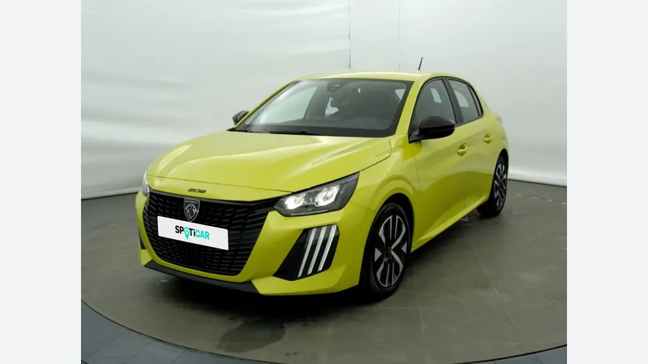 PEUGEOT 208 -