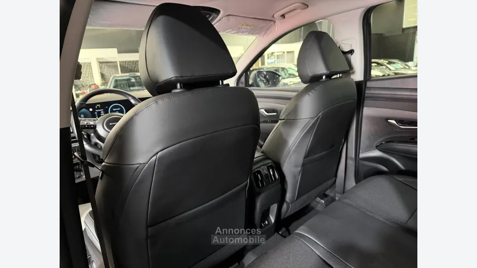 HYUNDAI Tucson -