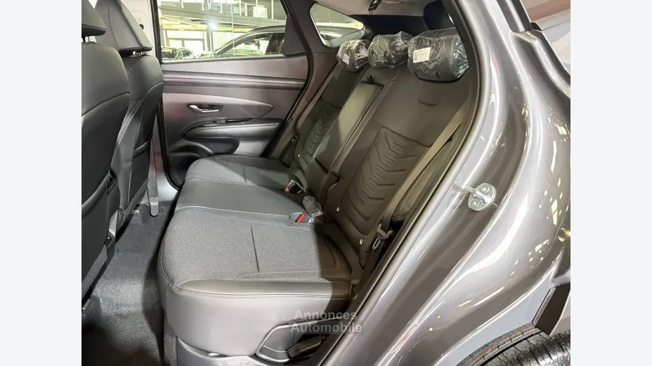 HYUNDAI Tucson -