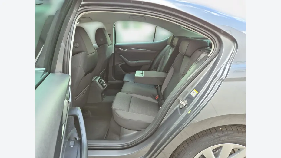 SKODA Octavia Octavia 1.5 TSI mHEV Drive Selection DSG Nowy