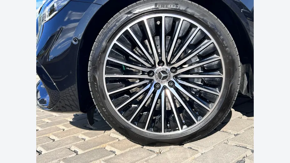 MERCEDES-BENZ E Klasa E 450 d mHEV 4-Matic AMG 9G-Tronic
