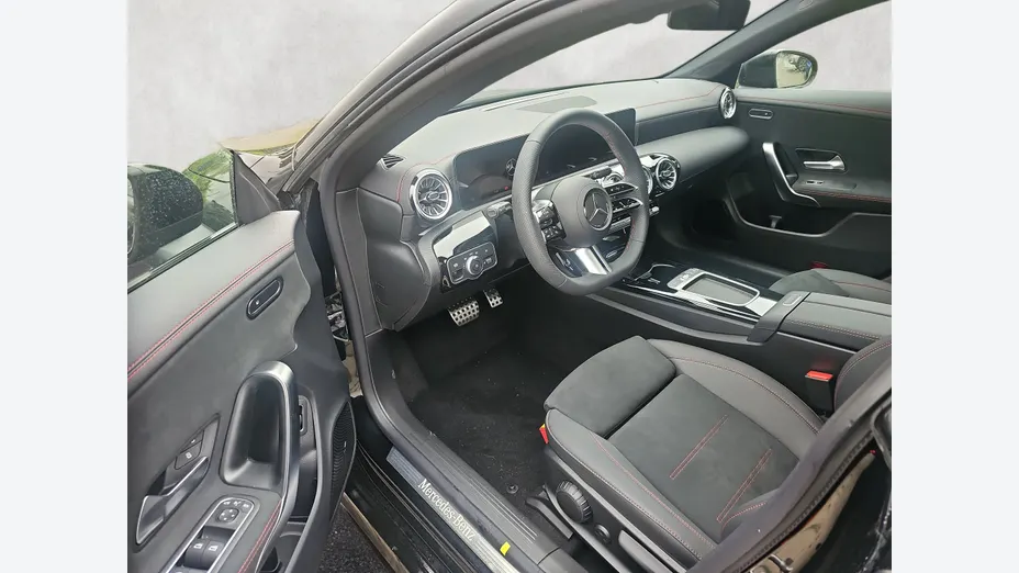 MERCEDES-BENZ CLA CLA 200 mHEV AMG Line 7G-DCT Nowy