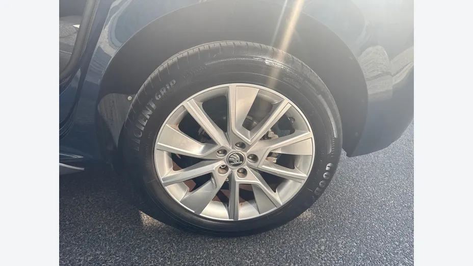 SKODA Kamiq Kamiq 1.0 TSI Ambition DSG