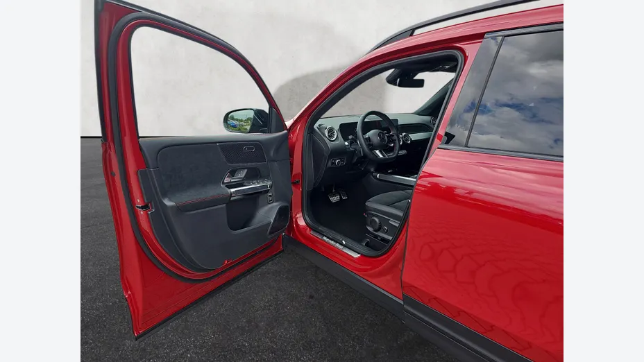 MERCEDES-BENZ GLB GLB 200 mHEV AMG Line 7G-DCT Nowy