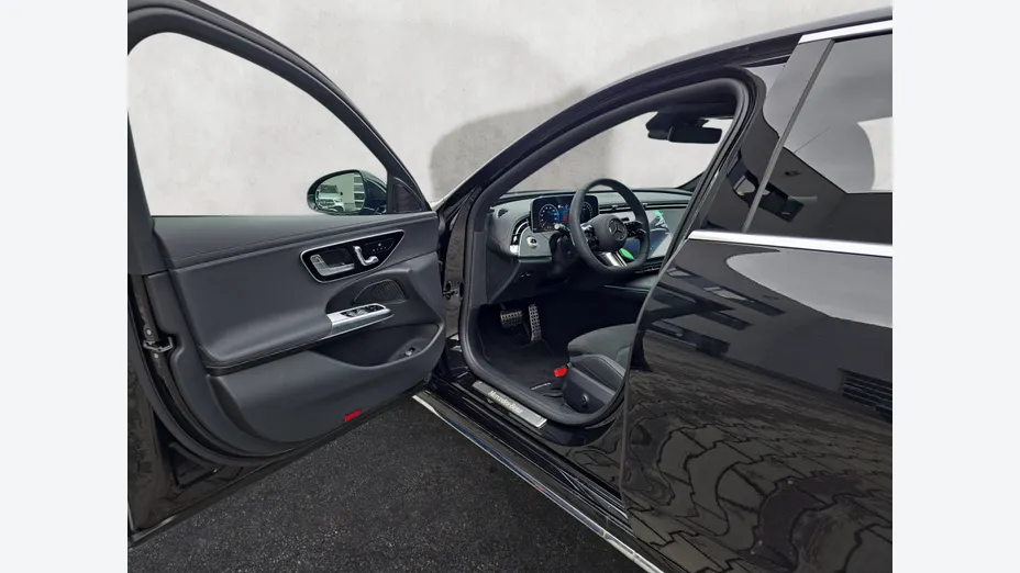 MERCEDES-BENZ E Klasa E 300 e PHEV 4-Matic AMG 9G-Tronic Nowy