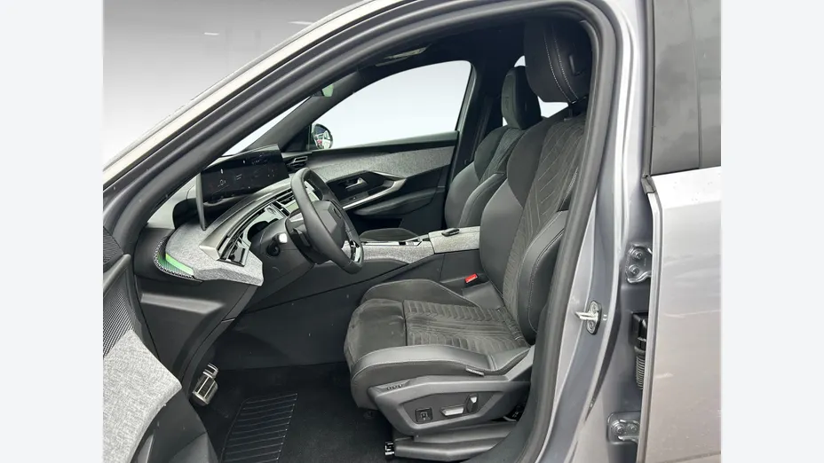PEUGEOT 3008 -
